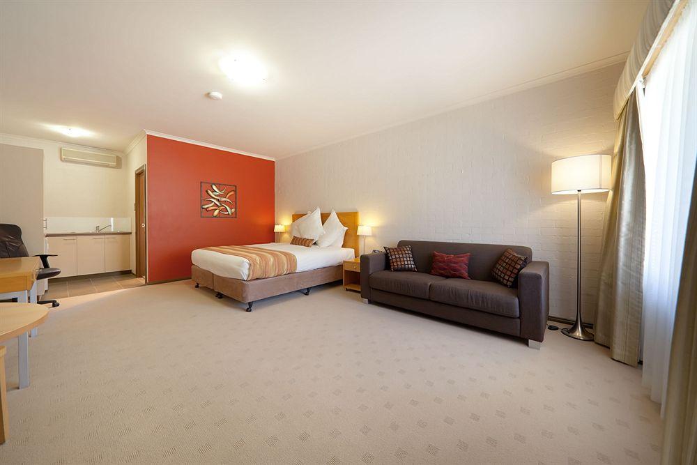 Blazing Stump Motel & Suites Wodonga Luaran gambar