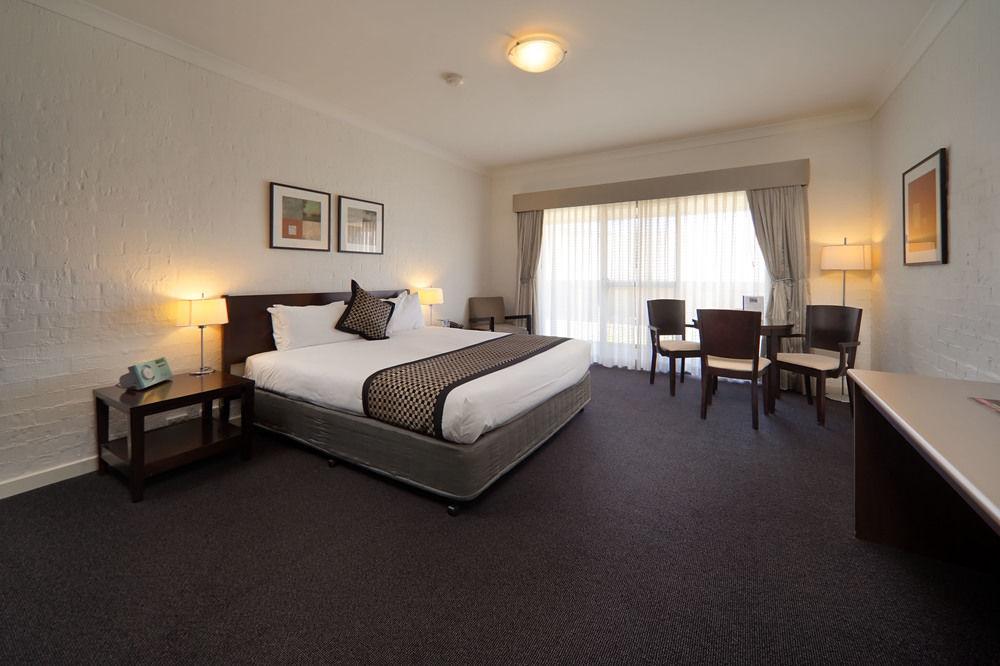Blazing Stump Motel & Suites Wodonga Luaran gambar