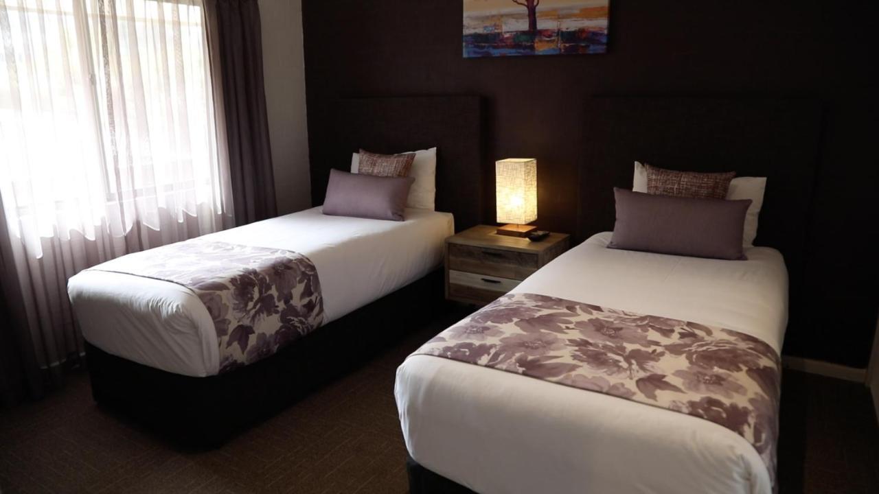 Blazing Stump Motel & Suites Wodonga Luaran gambar